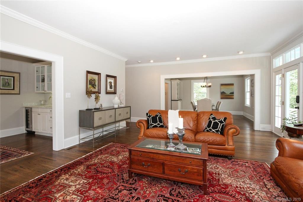 946 Bromley Road Charlotte, NC 28207 - Photo 11 of 45 Gallery Image 11