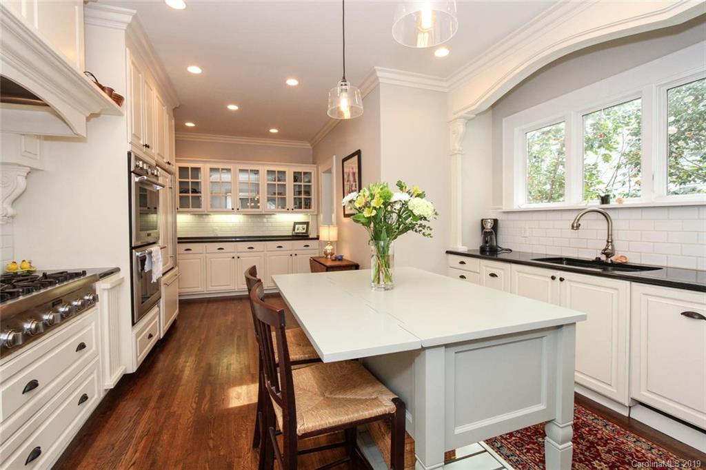946 Bromley Road Charlotte, NC 28207 - Photo 16 of 45 Gallery Image 16