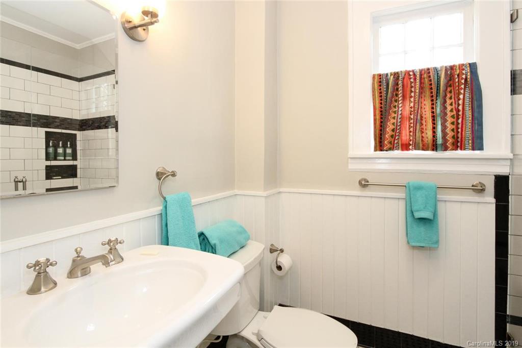 946 Bromley Road Charlotte, NC 28207 - Photo 27 of 45 Gallery Image 27