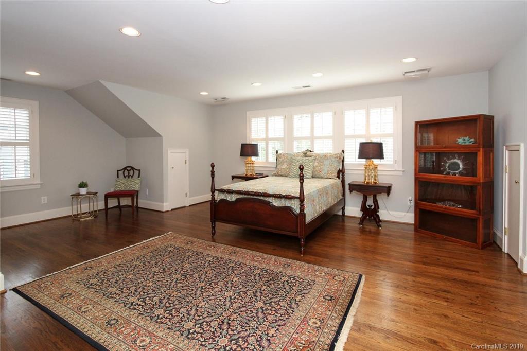 946 Bromley Road Charlotte, NC 28207 - Photo 35 of 45 Gallery Image 35