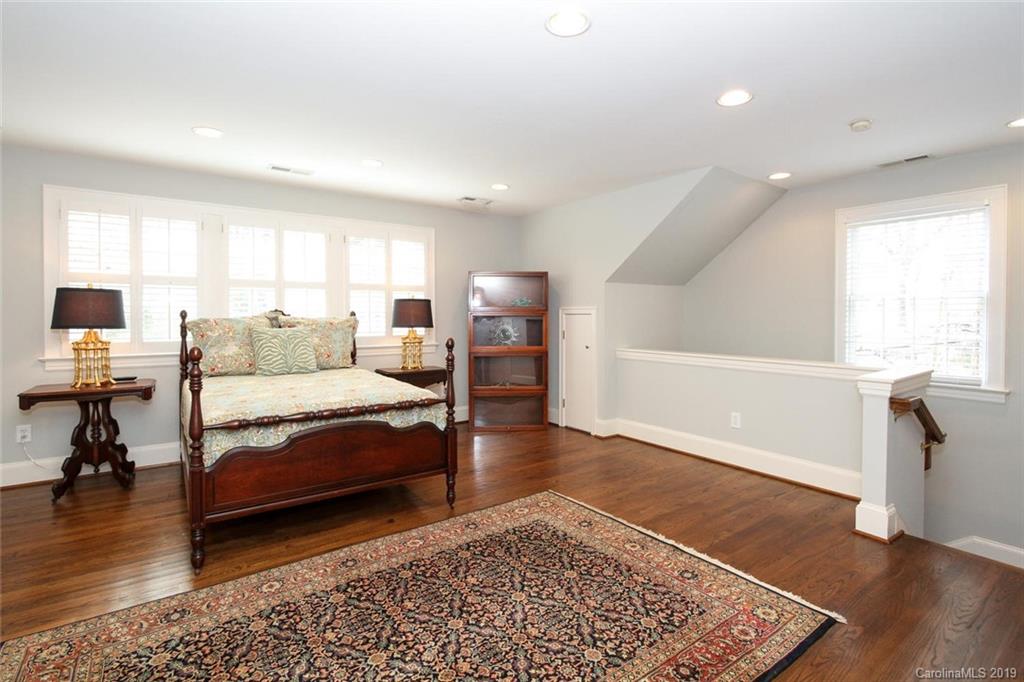 946 Bromley Road Charlotte, NC 28207 - Photo 36 of 45 Gallery Image 36
