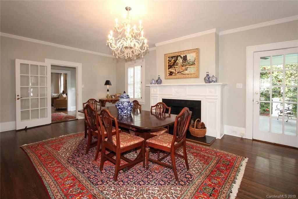 946 Bromley Road Charlotte, NC 28207 - Photo 5 of 45 Gallery Image 5