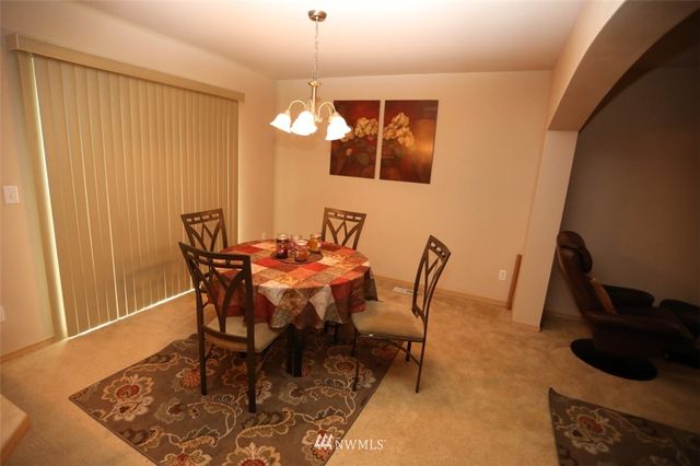 $240,000 | 17828 73rd Avenue East, Puyallup, WA 98375