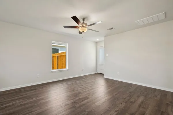 $1,830 | 10410 Red Cardinal Drive, Cleveland, TX 77328