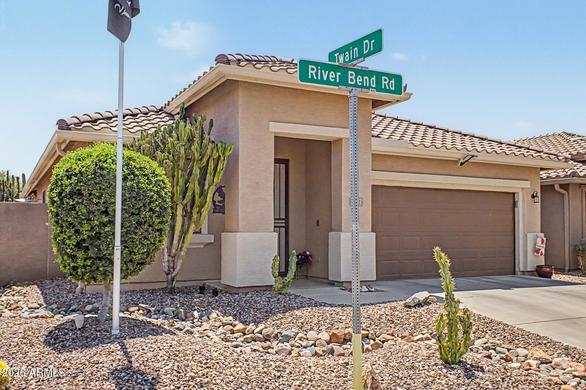 40013 North River Bend Road Anthem, AZ 85086 - Photo 7 of 47