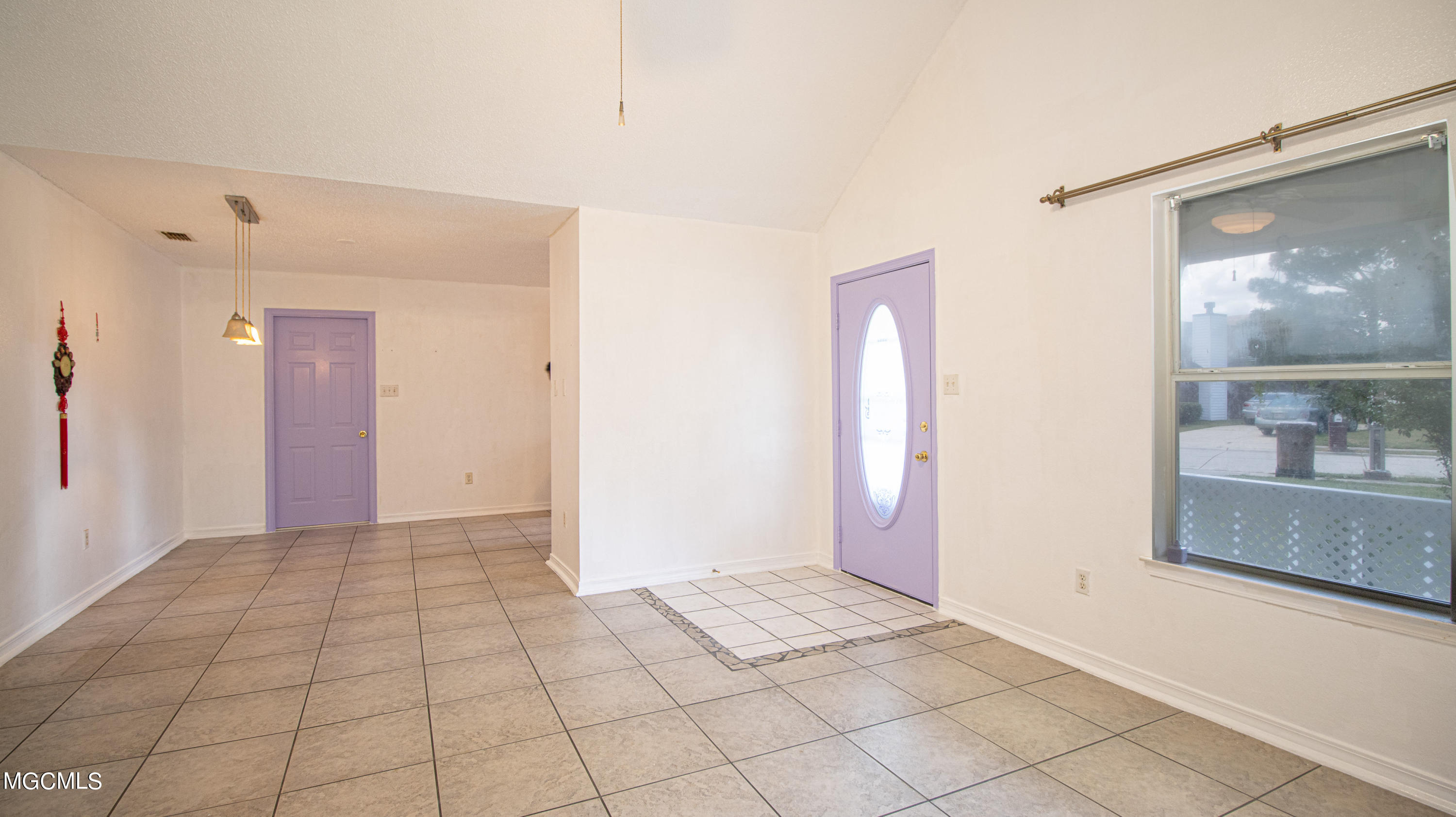 388 Nelson Road Biloxi, MS 39531 - Photo 3 of 16 Norris-1016