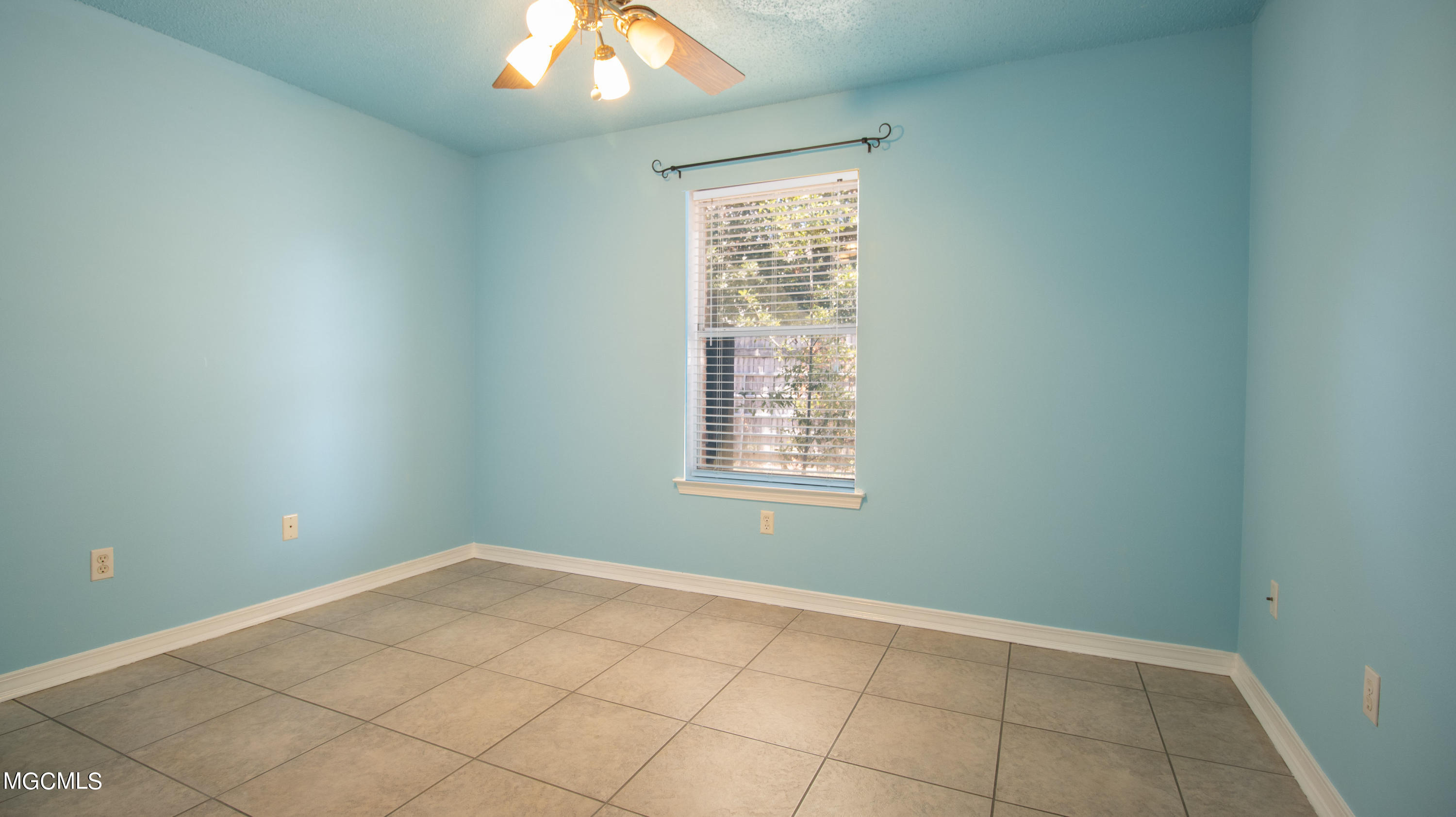 388 Nelson Road Biloxi, MS 39531 - Photo 6 of 16 Norris-1001