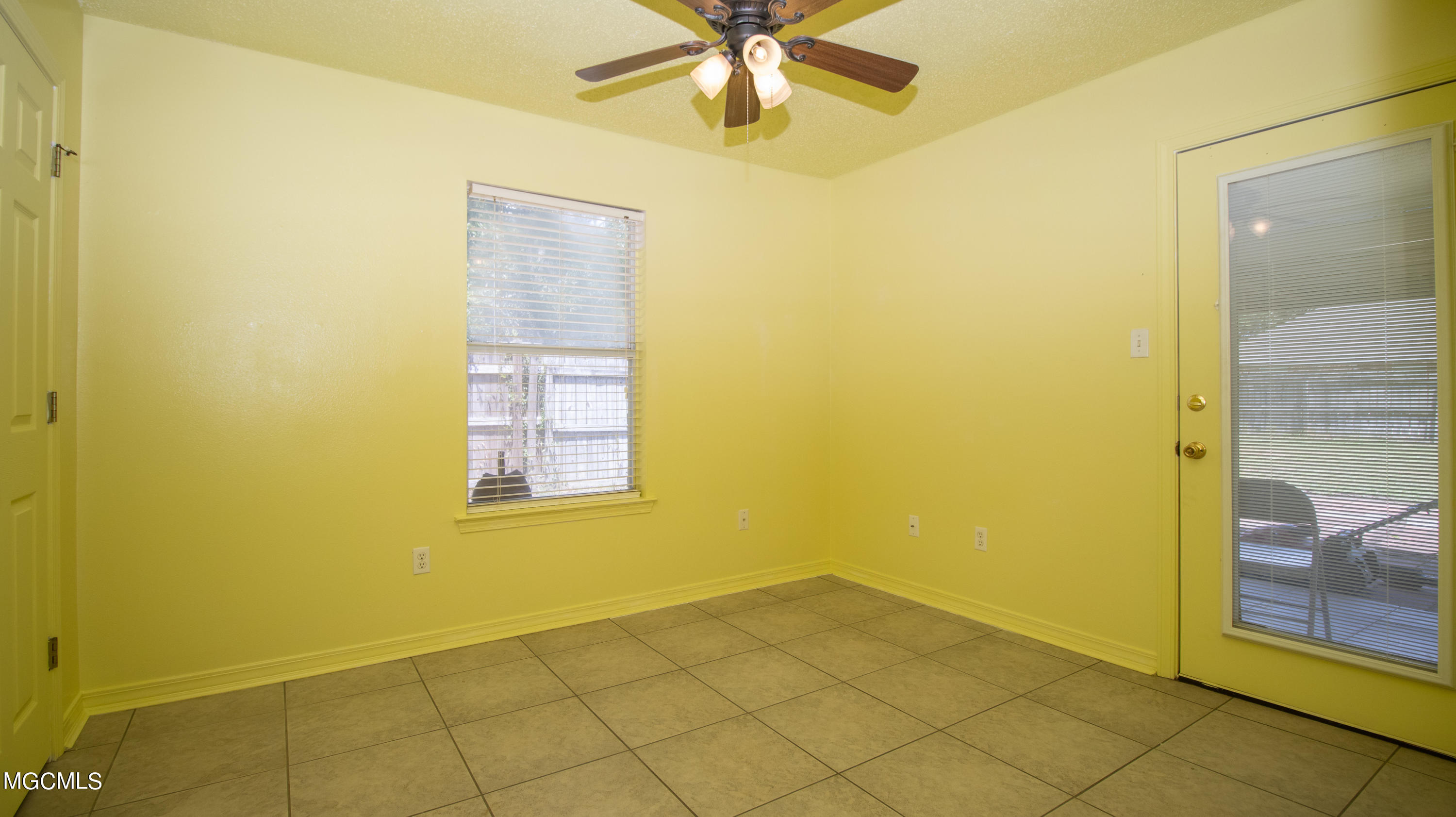 388 Nelson Road Biloxi, MS 39531 - Photo 7 of 16 Norris-1002