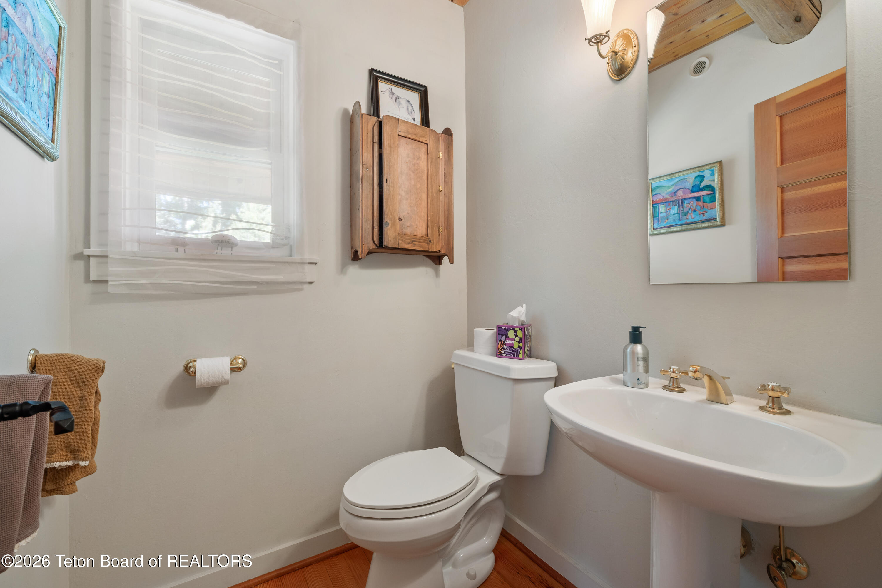 6640 Lupine Trail Wilson, WY 83014 - Photo 25 of 41 Powder Room