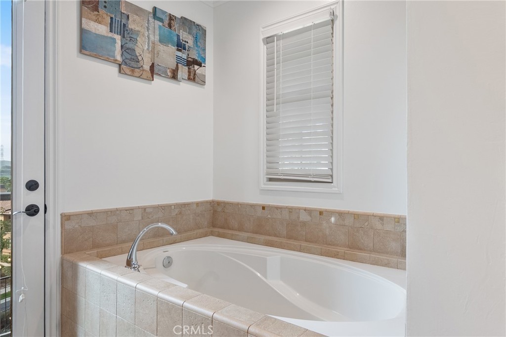 19 Tuscany Ladera Ranch, CA 92694 - Photo 19 of 38