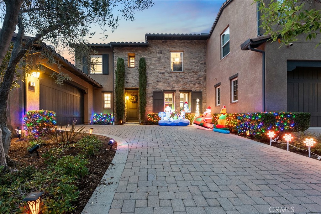 19 Tuscany Ladera Ranch, CA 92694 - Photo 31 of 38