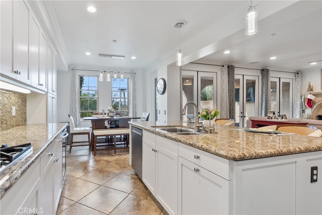 19 Tuscany Ladera Ranch, CA 92694 - Photo 8 of 38