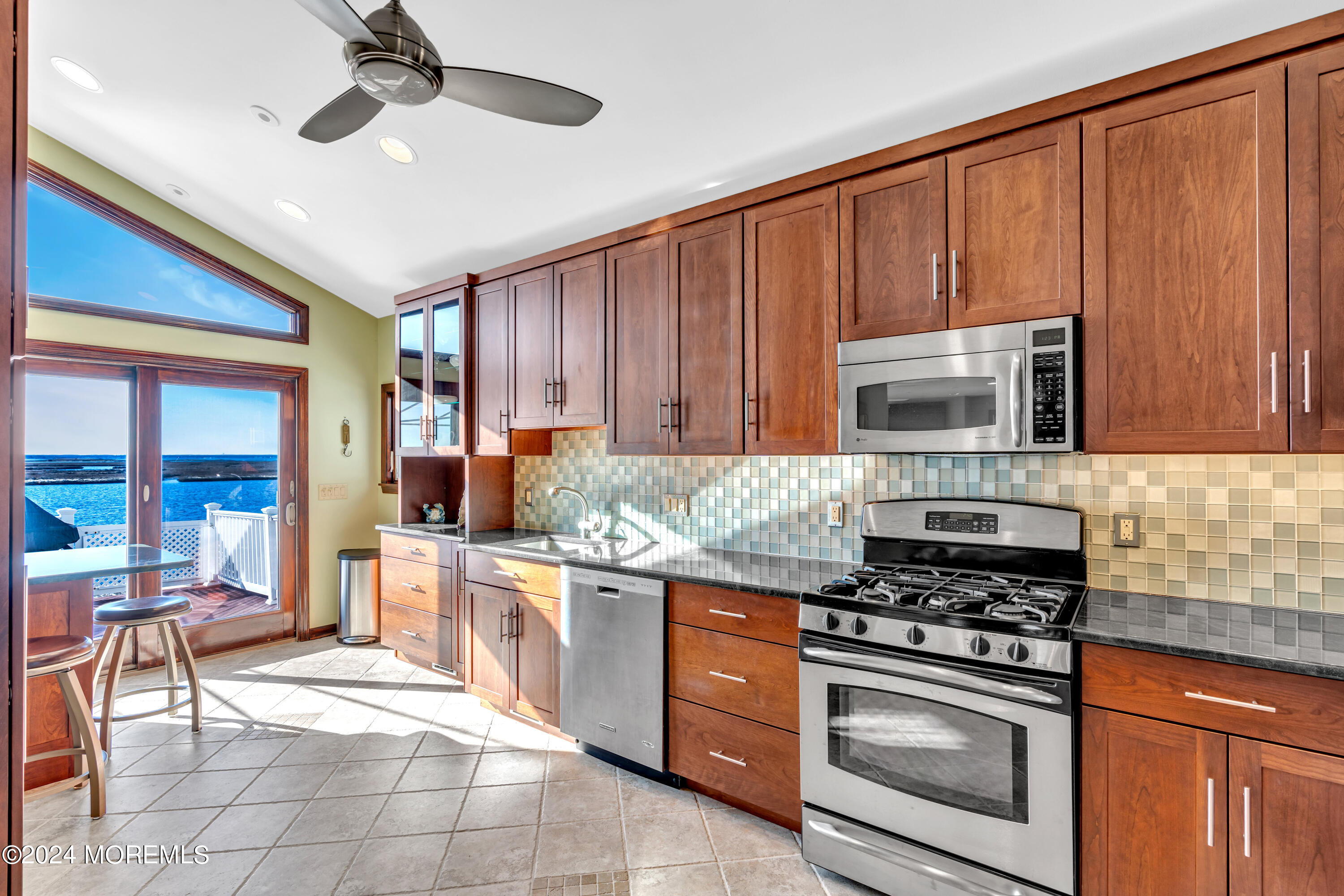 463 Boca Raton Drive Lavallette, NJ 08735 - Photo 8 of 44 8
