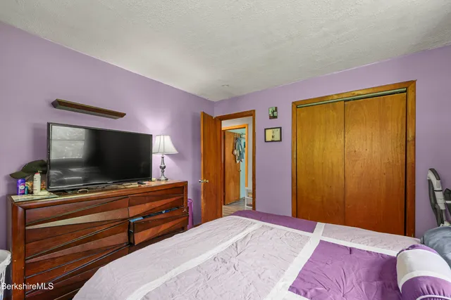 $292,500 | 74 East Windsor Road, Peru, MA 01235