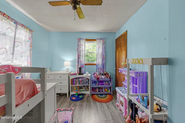 $292,500 | 74 East Windsor Road, Peru, MA 01235