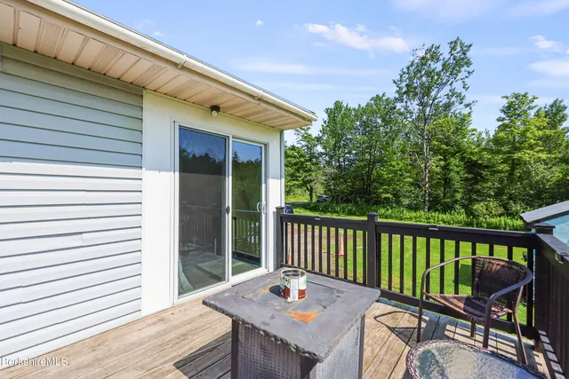 $292,500 | 74 East Windsor Road, Peru, MA 01235