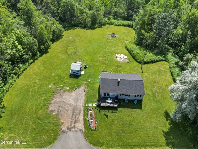 $292,500 | 74 East Windsor Road, Peru, MA 01235