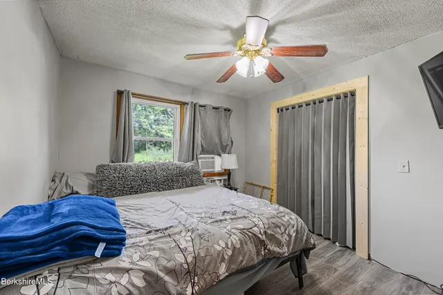 $292,500 | 74 East Windsor Road, Peru, MA 01235