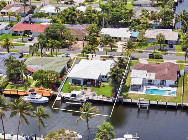 $1,900,000 | 380 Southeast 5th Avenue, Pompano Beach, FL 33060