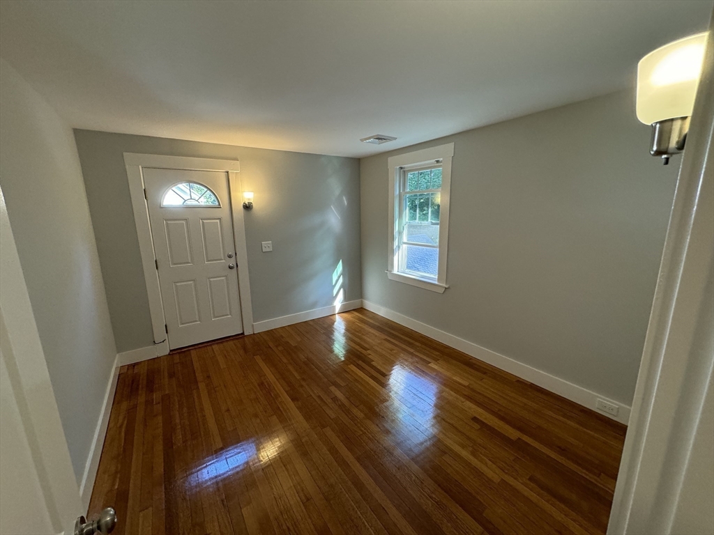 142 Warren Road, Unit B Framingham, MA 01702 - Photo 11 of 16