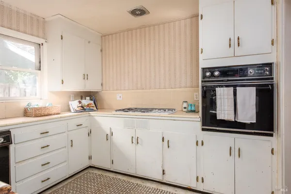 $625,000 | 1102 Michigan Drive, Santa Rosa, CA 95405