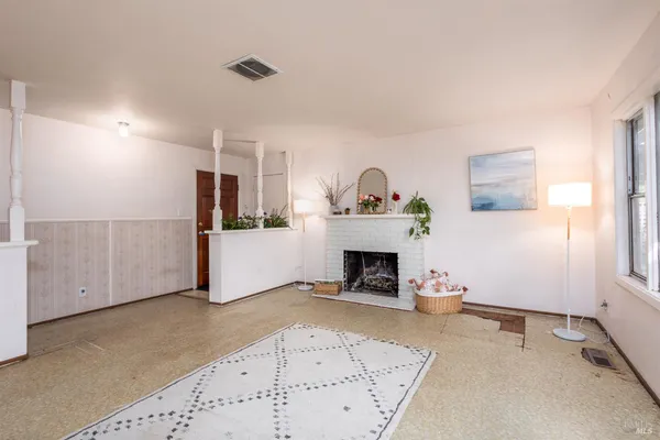 $625,000 | 1102 Michigan Drive, Santa Rosa, CA 95405