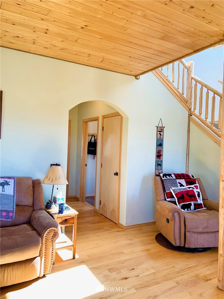 124 Fritz Road Riverside, WA 98849 - Photo 6 of 40 Gallery Image 6