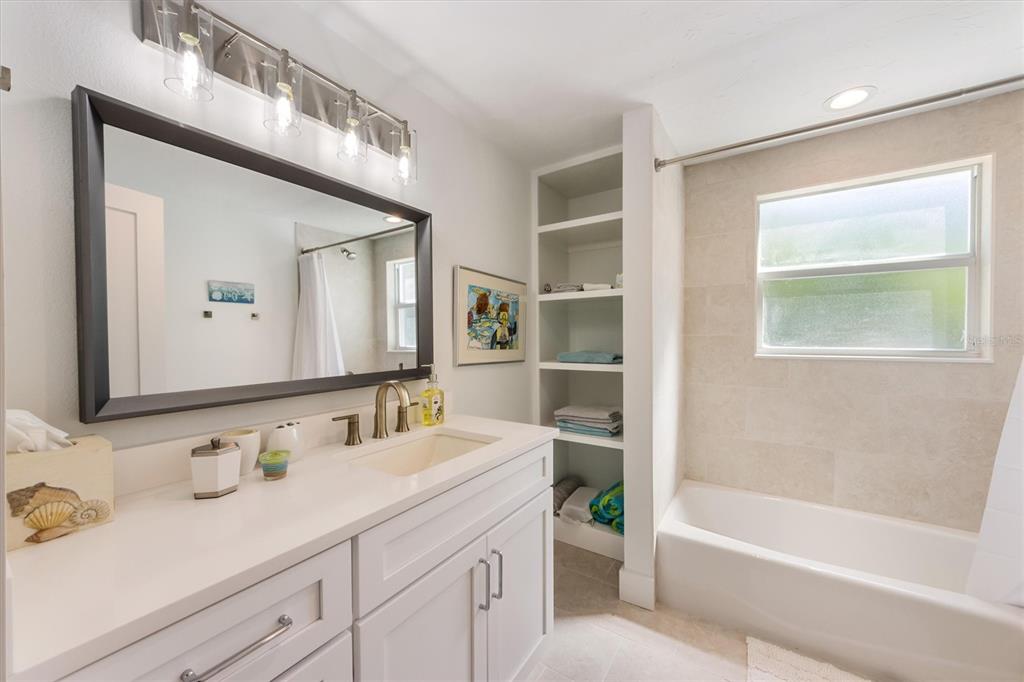 413 Poinsettia Road Anna Maria, FL 34216 - Photo 19 of 60