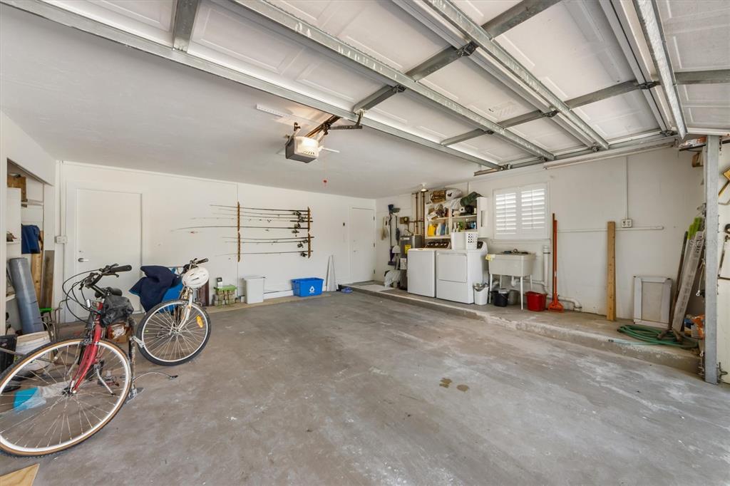 413 Poinsettia Road Anna Maria, FL 34216 - Photo 22 of 60