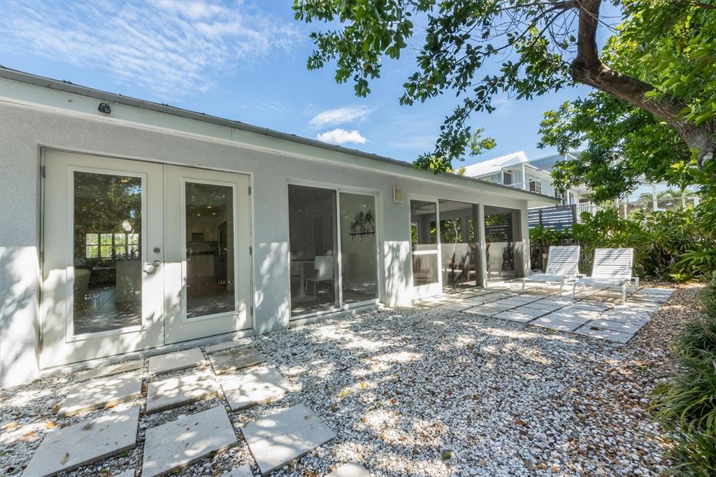 413 Poinsettia Road Anna Maria, FL 34216 - Photo 26 of 60