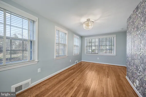 $4,995 | 2355 North Quincy Street, Arlington, VA 22207