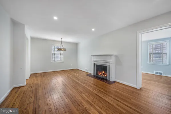 $4,995 | 2355 North Quincy Street, Arlington, VA 22207