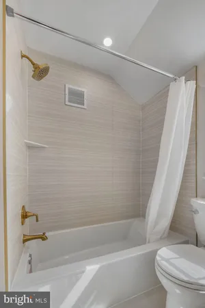 $4,995 | 2355 North Quincy Street, Arlington, VA 22207