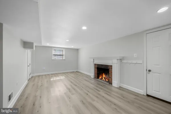 $4,995 | 2355 North Quincy Street, Arlington, VA 22207