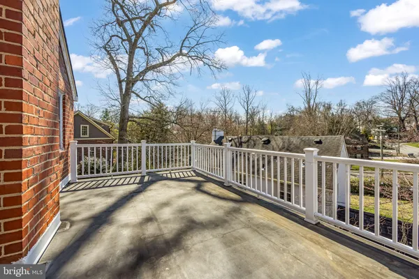 $4,995 | 2355 North Quincy Street, Arlington, VA 22207