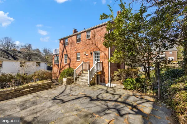 $4,995 | 2355 North Quincy Street, Arlington, VA 22207