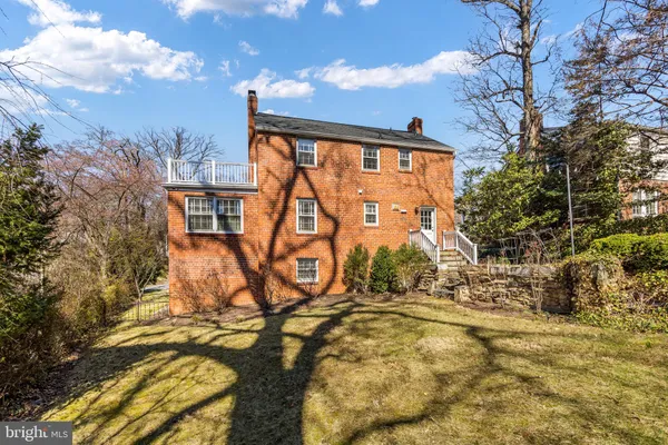 $4,995 | 2355 North Quincy Street, Arlington, VA 22207