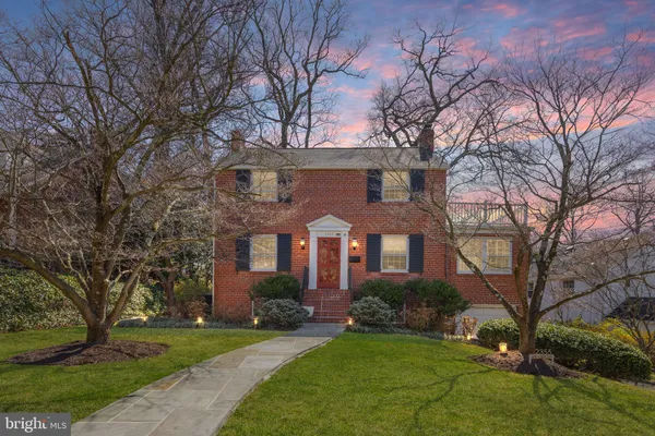 $4,995 | 2355 North Quincy Street, Arlington, VA 22207