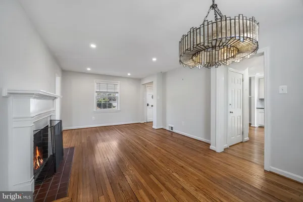 $4,995 | 2355 North Quincy Street, Arlington, VA 22207