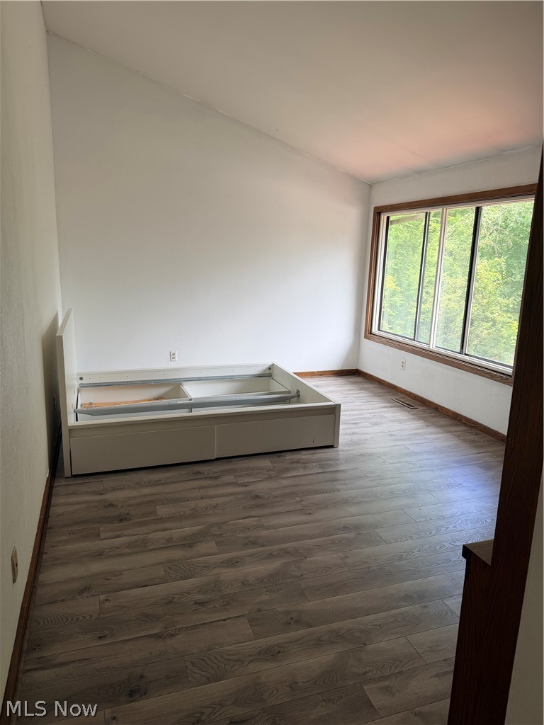 285 North Road Northeast Warren, OH 44483 - Photo 5 of 48 Gallery Image 5