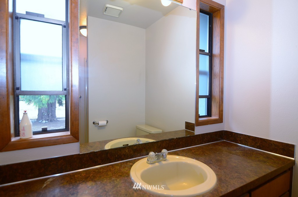 26981 Minkler Road Sedro-Woolley, WA 98284 - Photo 13 of 16 Gallery Image 13