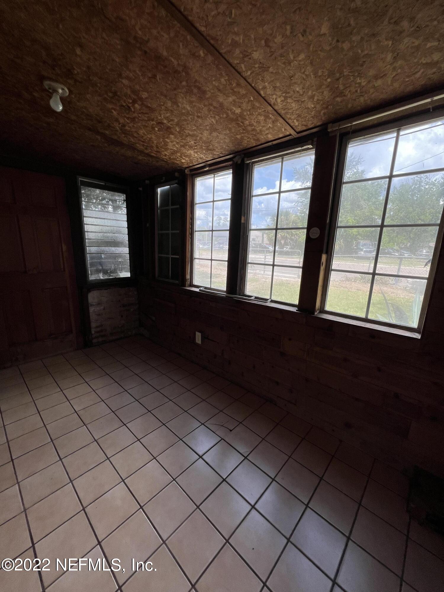 2944 Leonid Road Jacksonville, FL 32218 - Photo 14 of 17 3EF81634-7784-441E-BA52-5169F362264E