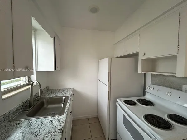 $1,375 | 1270 Northeast 139th Street, Unit 1, North Miami, FL 33161