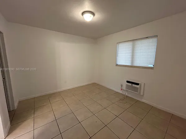 $1,375 | 1270 Northeast 139th Street, Unit 1, North Miami, FL 33161