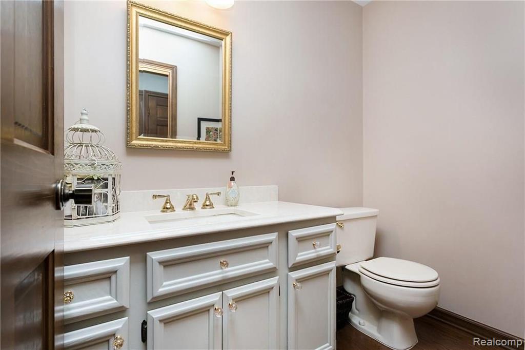 3600 Salem Drive Rochester Hills, MI 48306 - Photo 23 of 46
