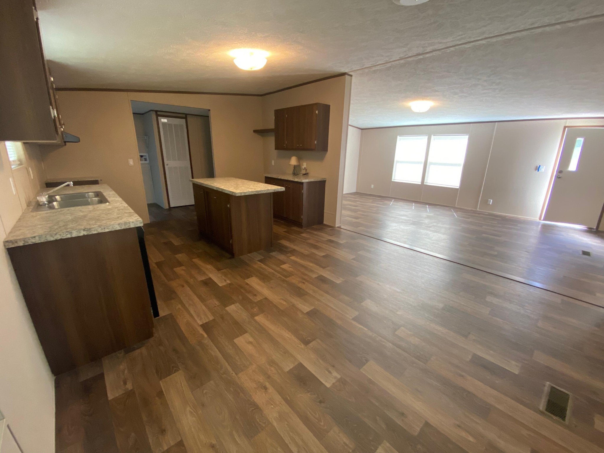 1858 Davis Ridge Road Ringgold, GA 30736 - Photo 4 of 27 Gallery Image 4