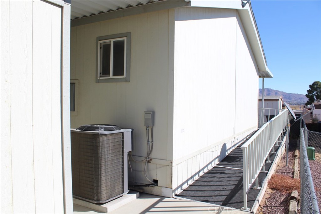 20843 Waalew Road, Unit C136 Apple Valley, CA 92307 - Photo 7 of 39