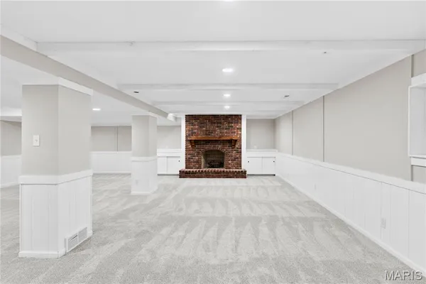 $1,150,000 | 123 Pinehurst Estates Drive, Creve Coeur, MO 63141