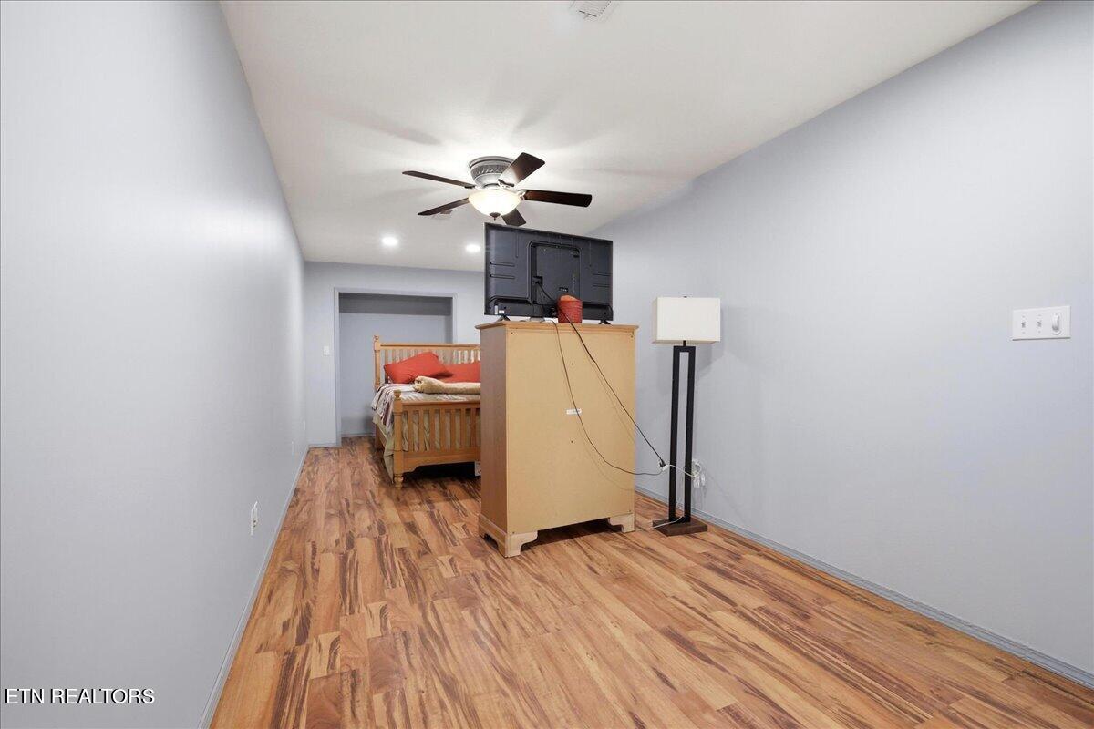 542 Jackson Hollow Road Thorn Hill, TN 37881 - Photo 15 of 52 15-542_Jackson_Hollow_Rd_026