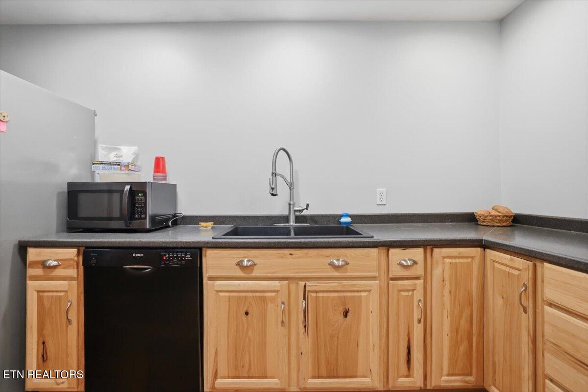 542 Jackson Hollow Road Thorn Hill, TN 37881 - Photo 21 of 52 21-542_Jackson_Hollow_Rd_032